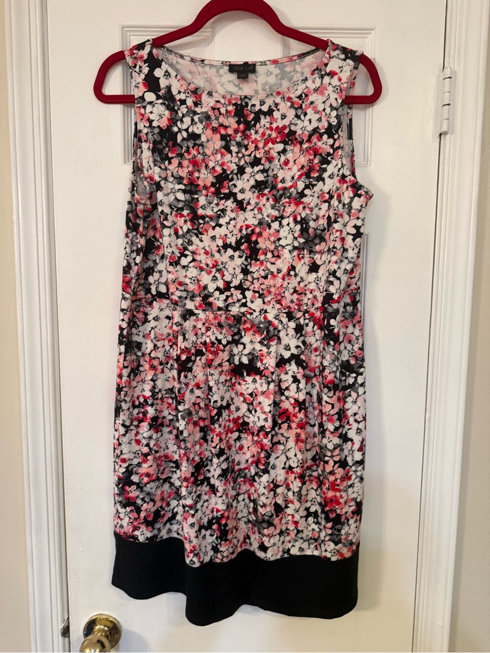 J. Jill Sleeveless Floral Fit-and-Flare Dress in Black & Pink